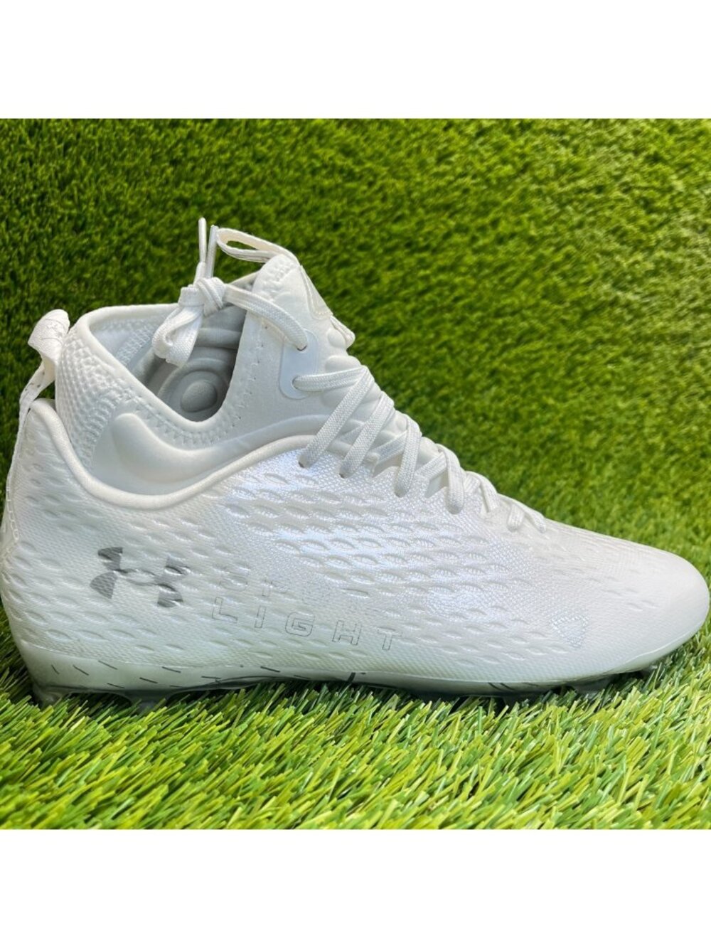 Under Armour Spotlight Lux MC 2.0 Mens Size 9.5 White Running Football Cleats